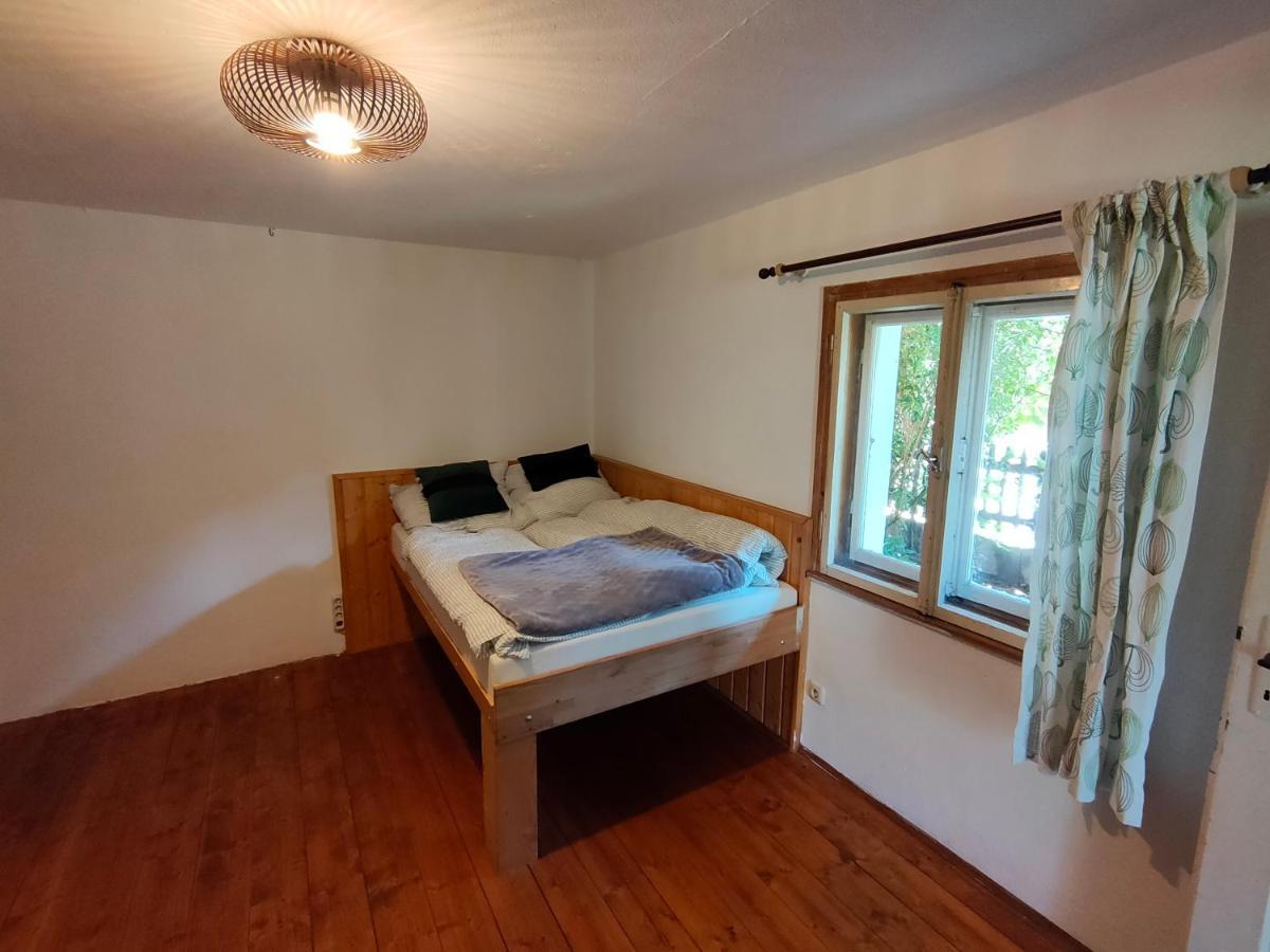 Gemuetliche Ferienwohnung Mit Kamin Und Garten Garmisch-Partenkirchen Ngoại thất bức ảnh